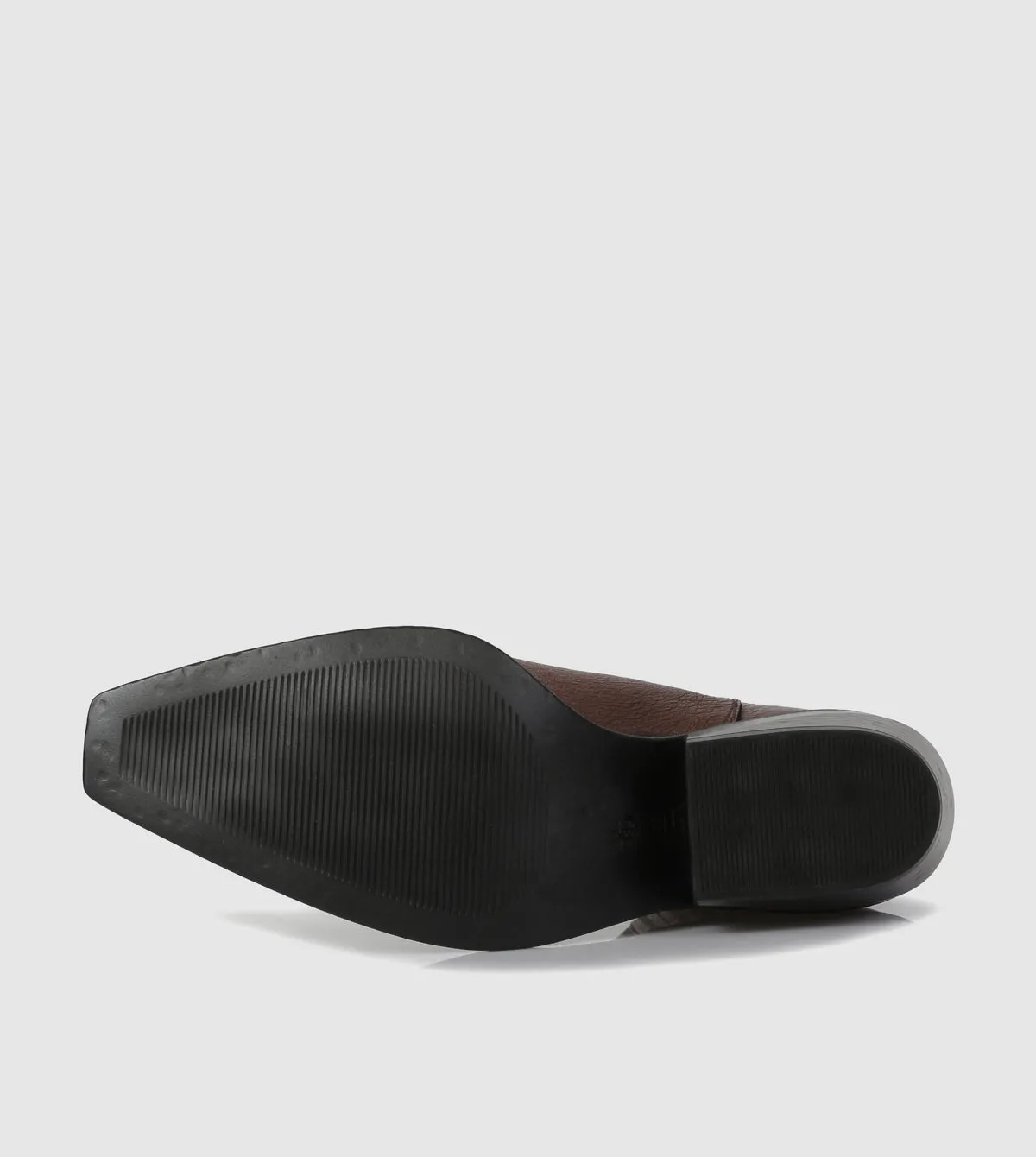 Alexane Chelsea Boots by Beau Coops