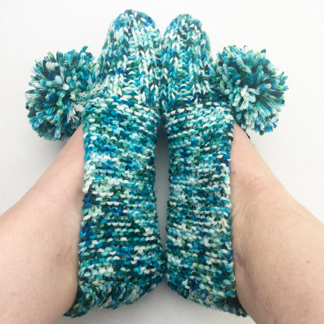 Atelier Easy Slippers Knitting Kit | Knitted Wit Merino Worsted & Knitting Pattern (#413)