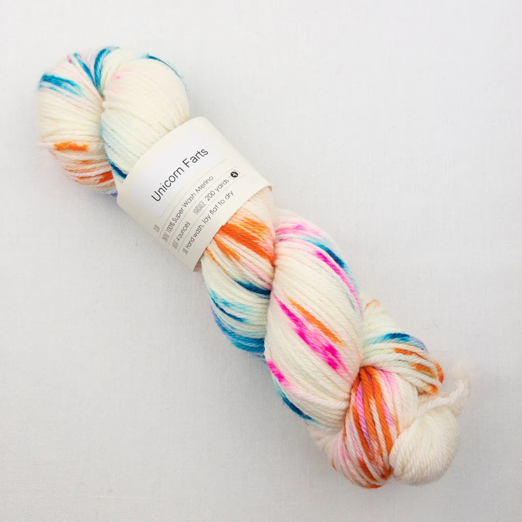 Atelier Easy Slippers Knitting Kit | Knitted Wit Merino Worsted & Knitting Pattern (#413)