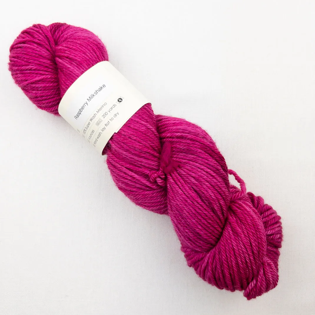 Atelier Easy Slippers Knitting Kit | Knitted Wit Merino Worsted & Knitting Pattern (#413)
