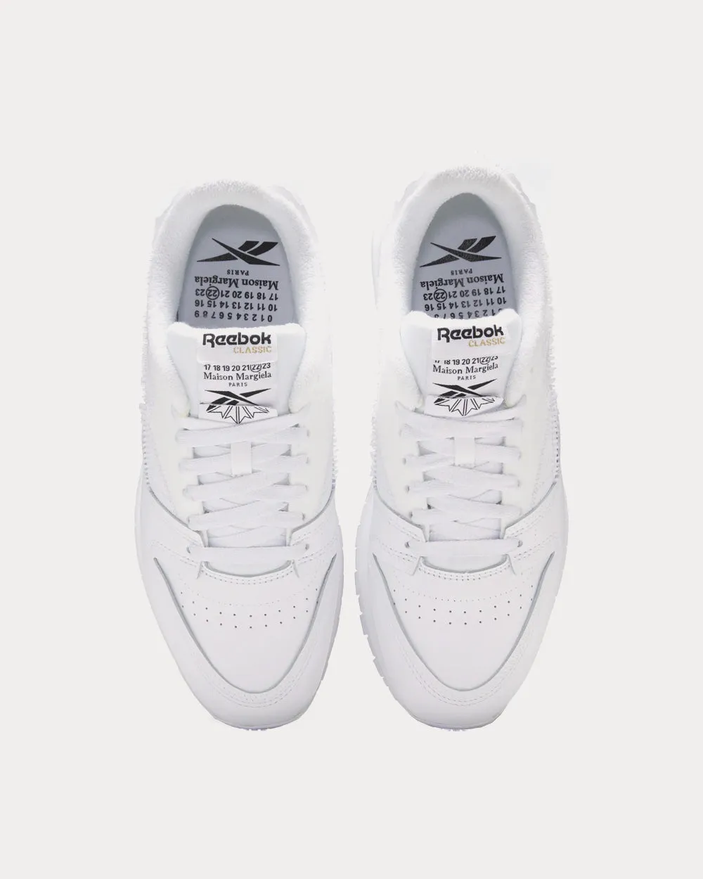 CL Memory Of Shoes Cloud White / Black / Cloud White Low Top Sneakers