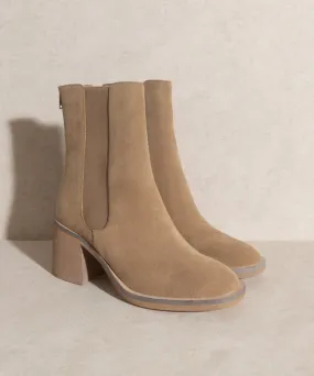 Olivia-Chelsea Heel Boots