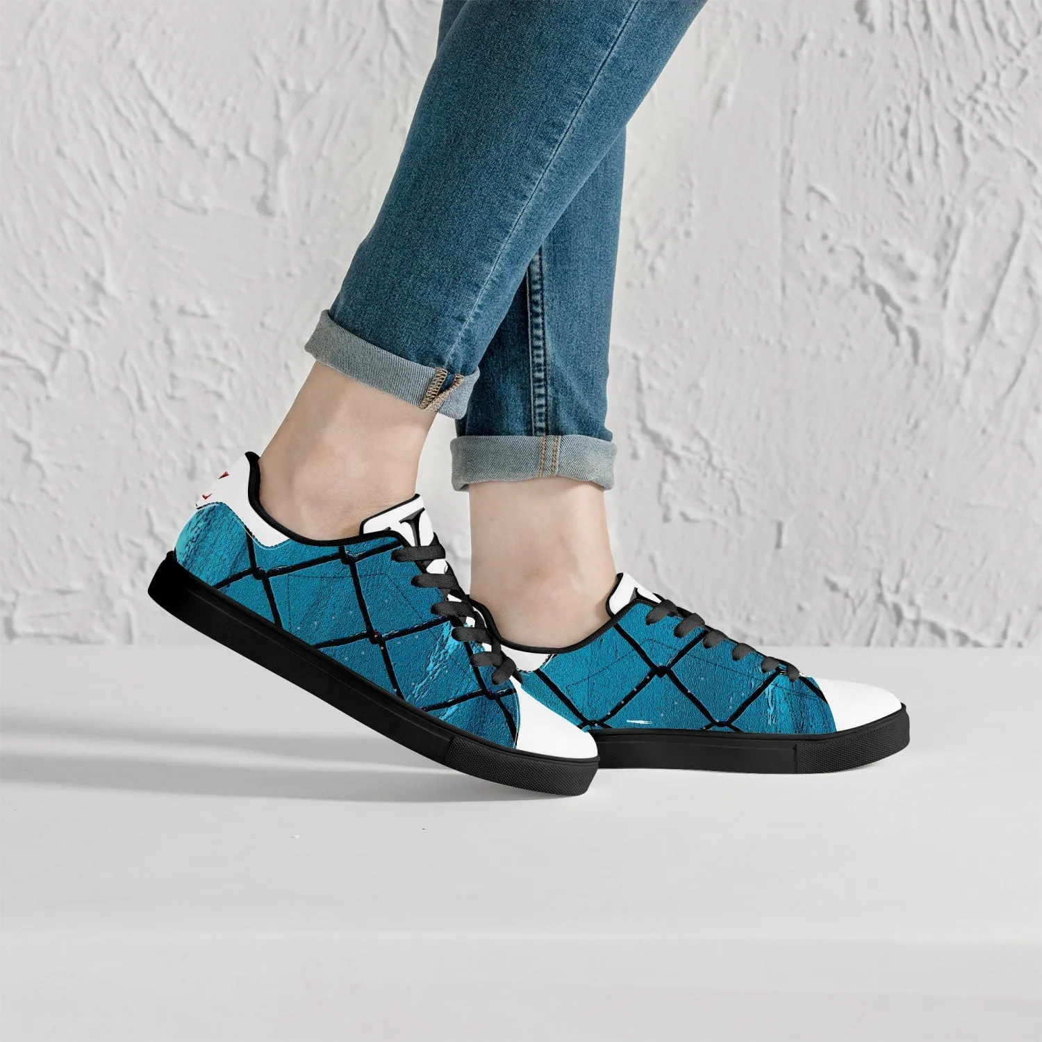 Over the Sea Classic Low-Top Leather Sneakers - White/Black