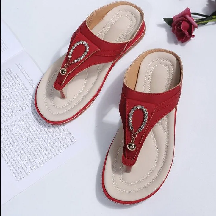 Trendy and orthopedic leather flipflops