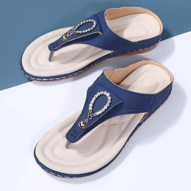 Trendy and orthopedic leather flipflops