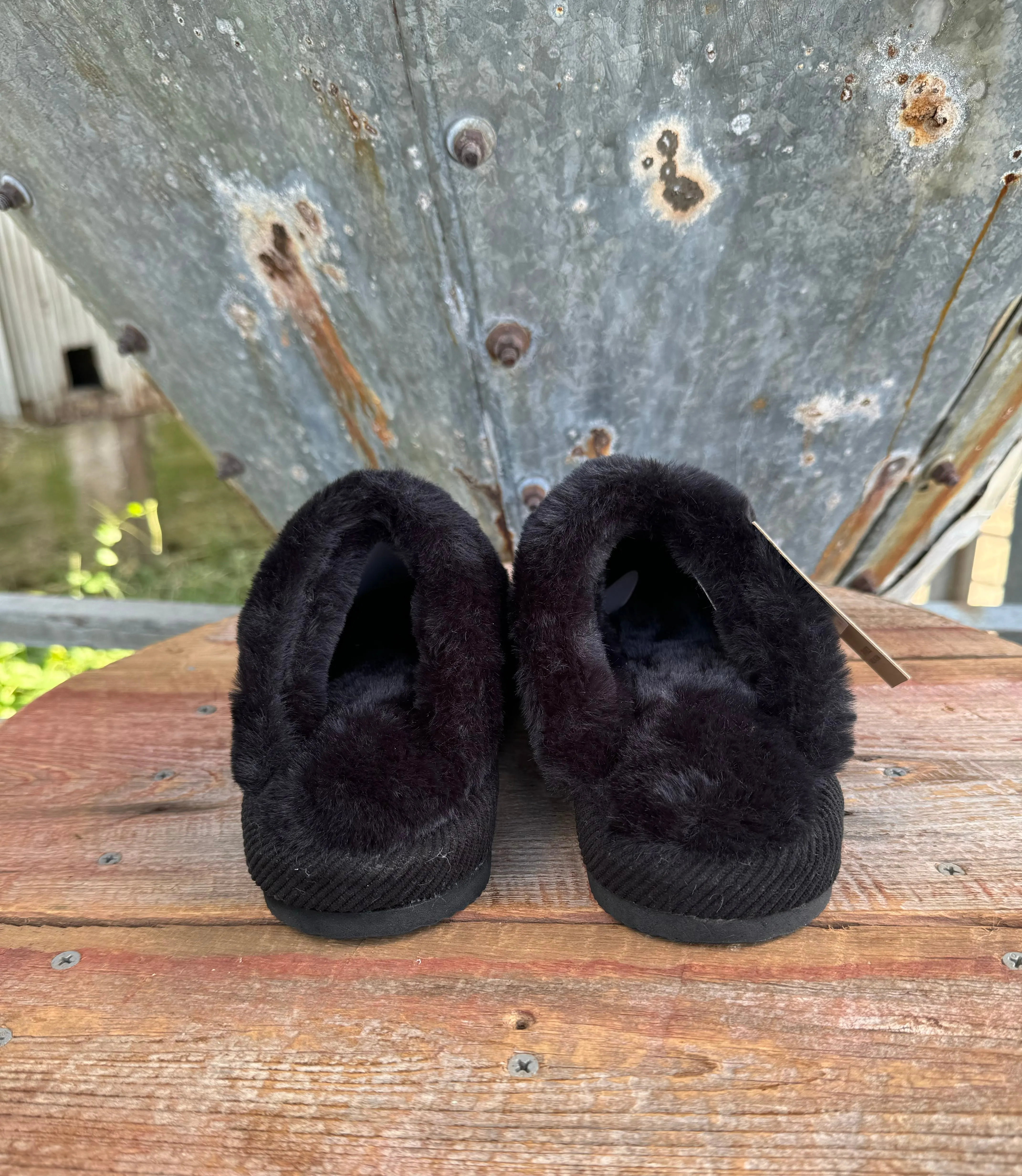 Tribal Print Beige Knitted Slippers