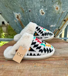 Tribal Print Beige Knitted Slippers